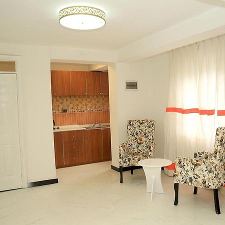 Abat Guest House 아디스아바바 외부 사진