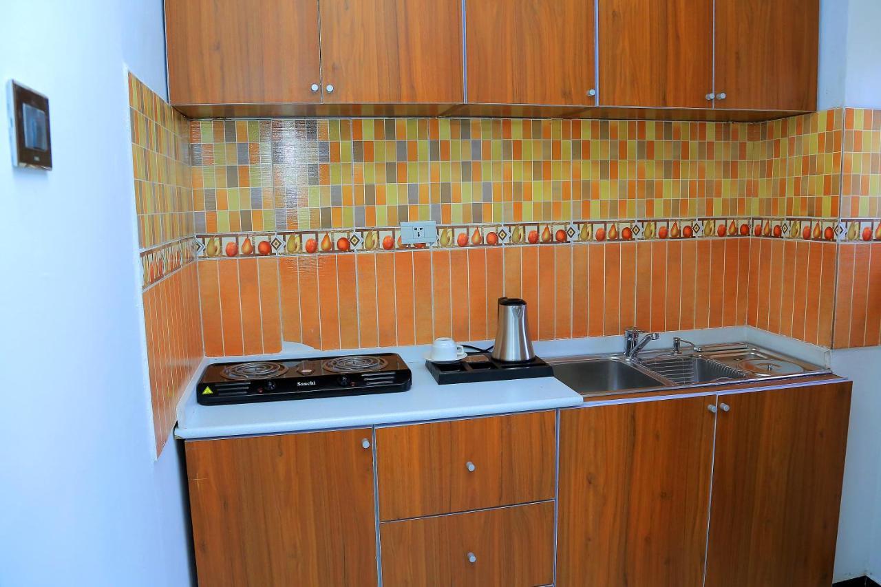 Abat Guest House 아디스아바바 외부 사진