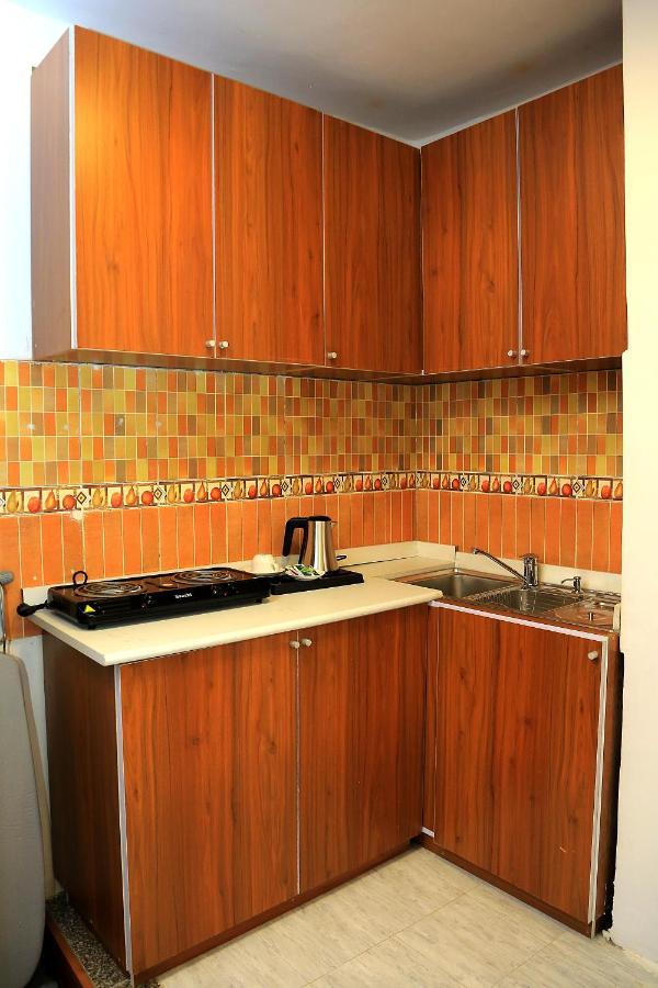 Abat Guest House 아디스아바바 외부 사진