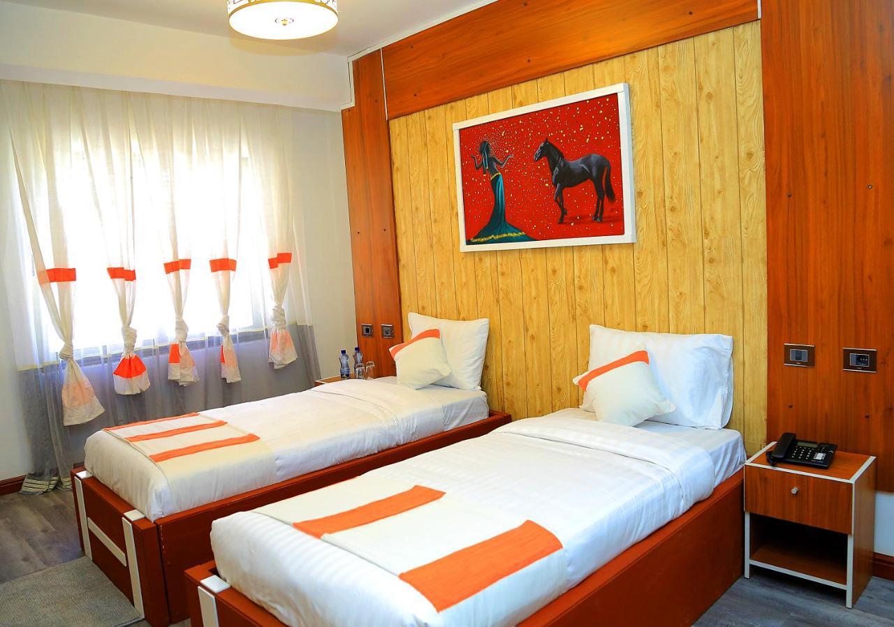 Abat Guest House 아디스아바바 외부 사진