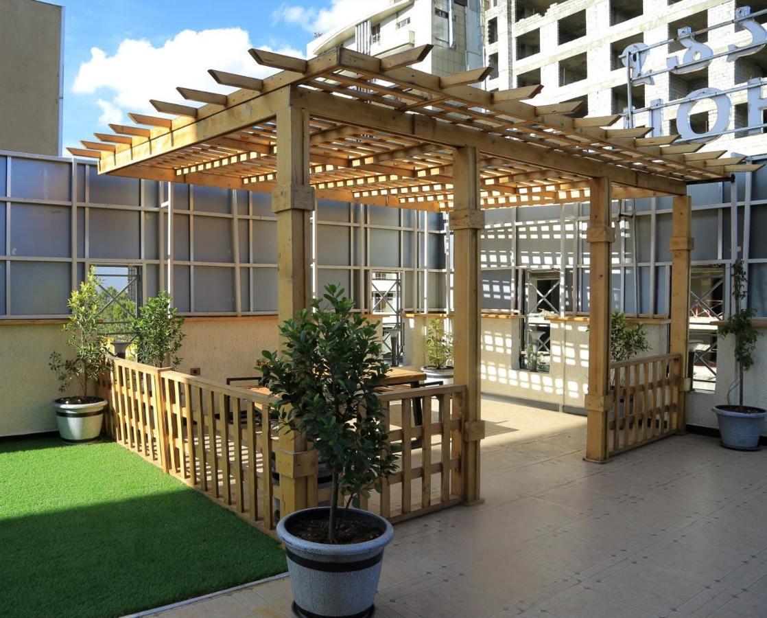 Abat Guest House 아디스아바바 외부 사진