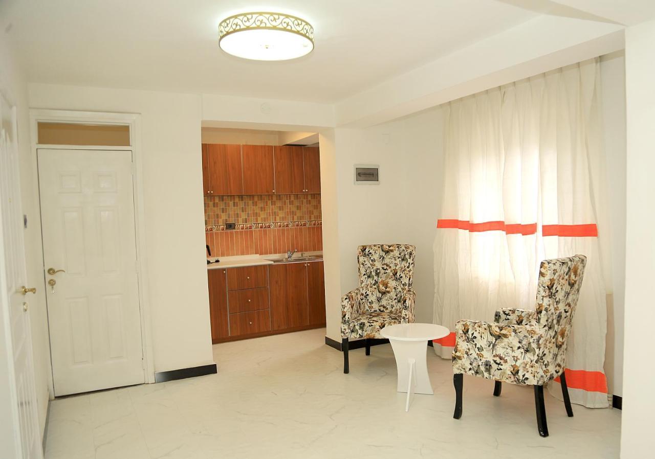 Abat Guest House 아디스아바바 외부 사진