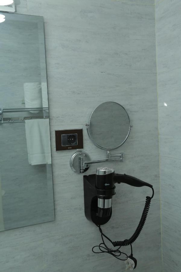 Abat Guest House 아디스아바바 외부 사진